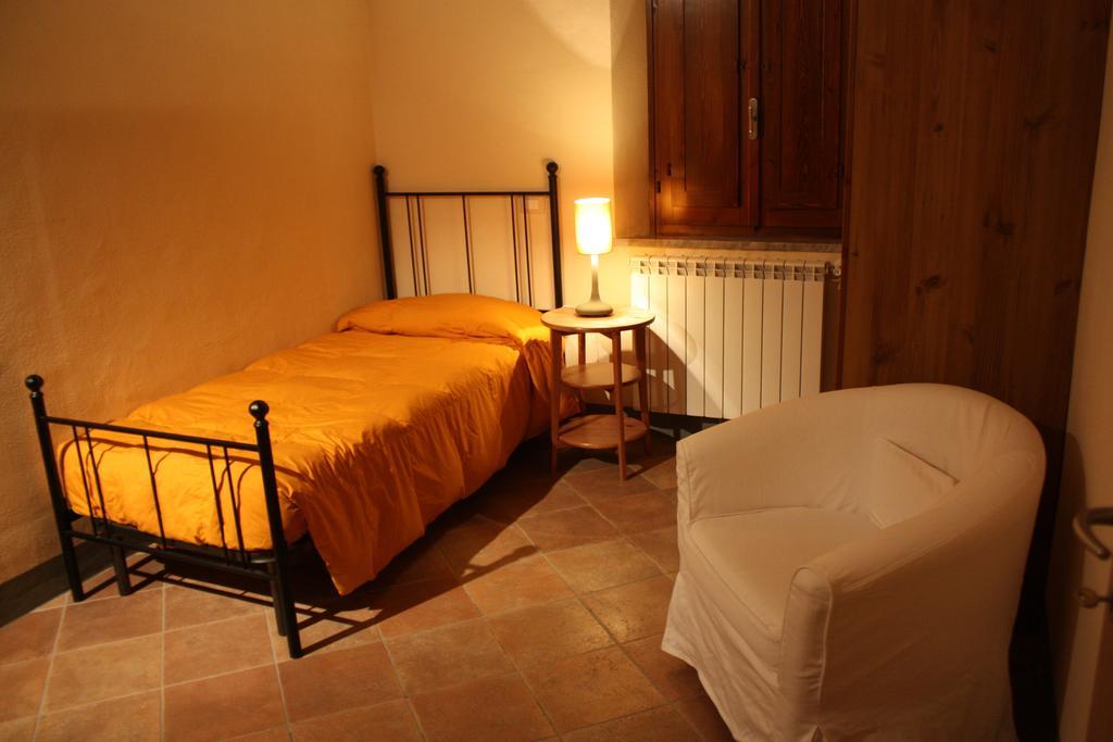 סיינה Villa Montarioso חדר תמונה